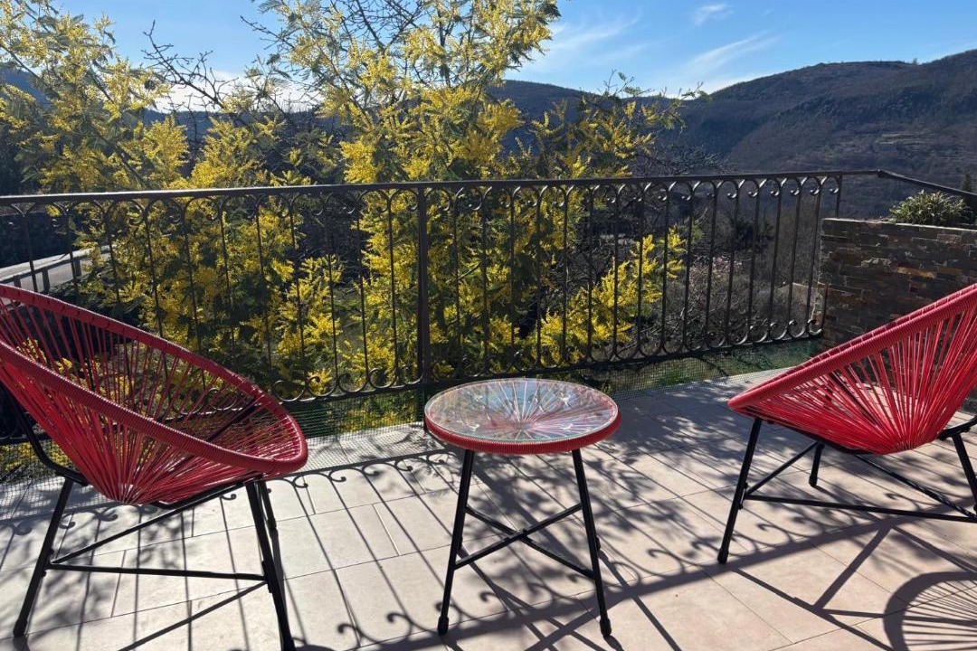 Photo of Patio Balcony in Pommiers