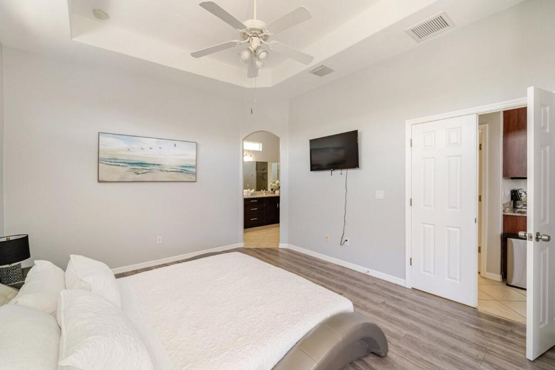 Photo of Bedroom in South Gulf Cove