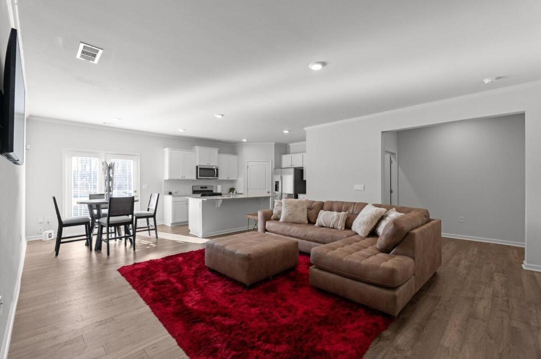 Photo of Livingroom in Buford