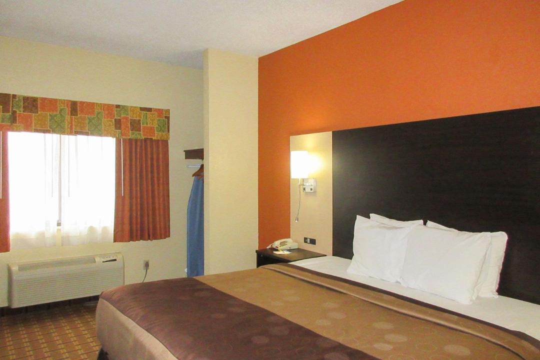 Photo of Bedroom in Benton Harbor