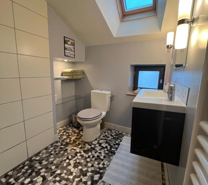 Photo of Bathroom in Moroges