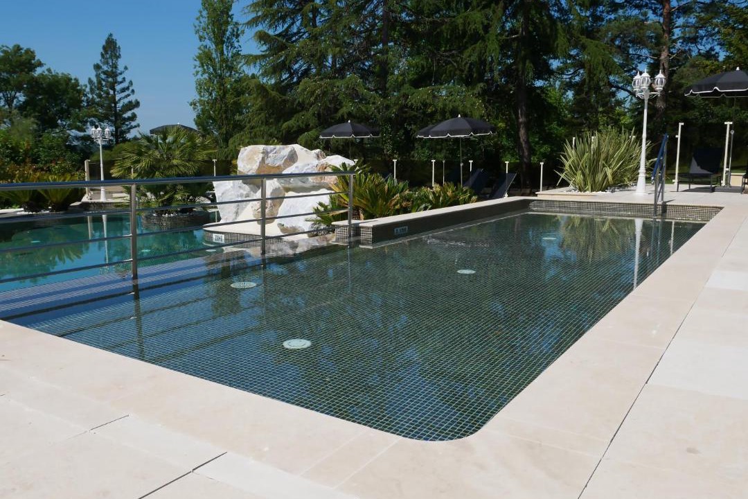 Photo of Others in Camiac-et-Saint-Denis