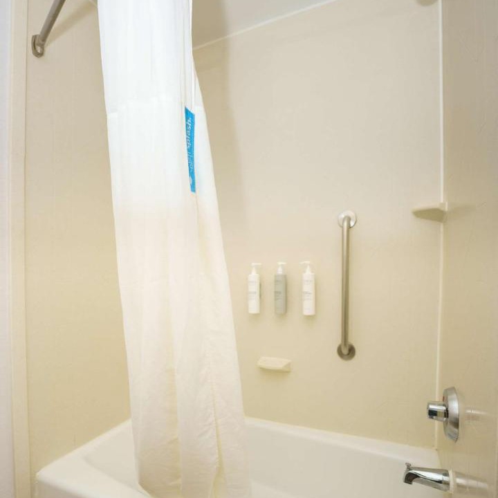 Photo of Bathroom in Garden City