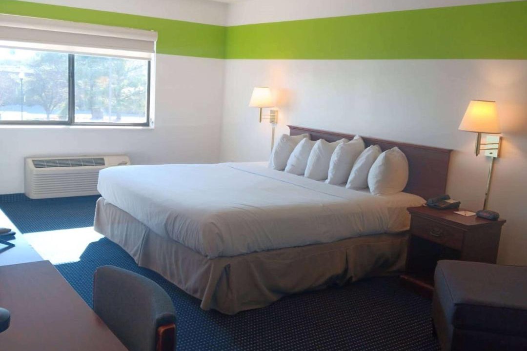 Photo of Bedroom in Mount Sterling