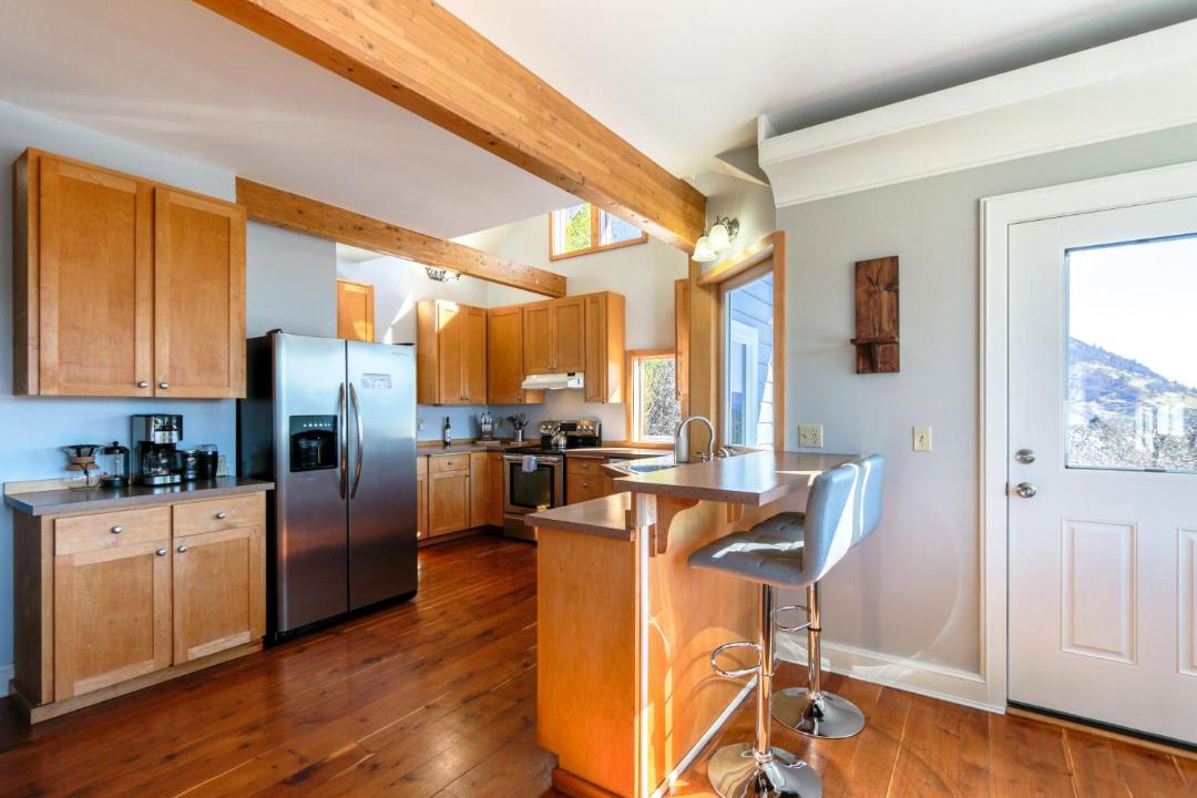 Photo of Kitchen in White Salmon