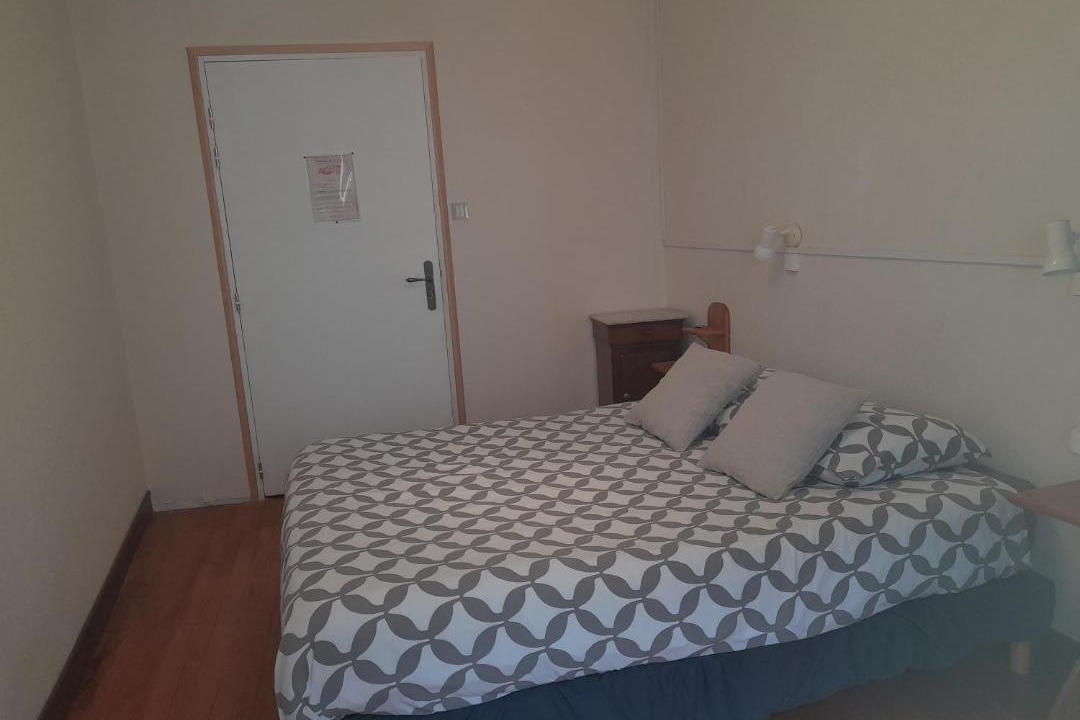 Photo of Bedroom in Saint-Andre-de-Rosans