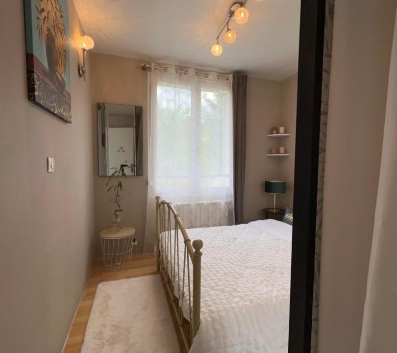 Photo of Bedroom in Dourdan