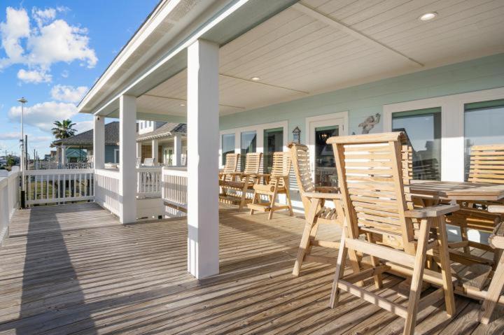 Photo of Patio Balcony in Crystal Beach