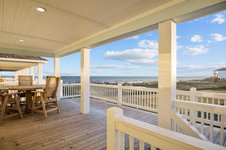 Photo of Patio Balcony in Crystal Beach