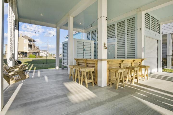Photo of Patio Balcony in Crystal Beach