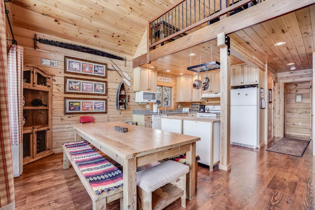 Photo of Others in Lyle