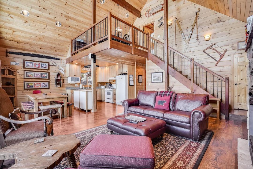 Photo of Others in Lyle