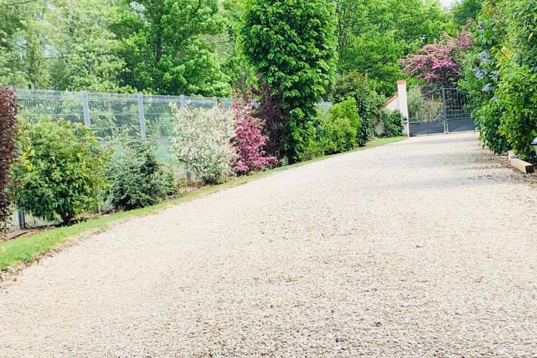 Photo of Outdoor in Tigy