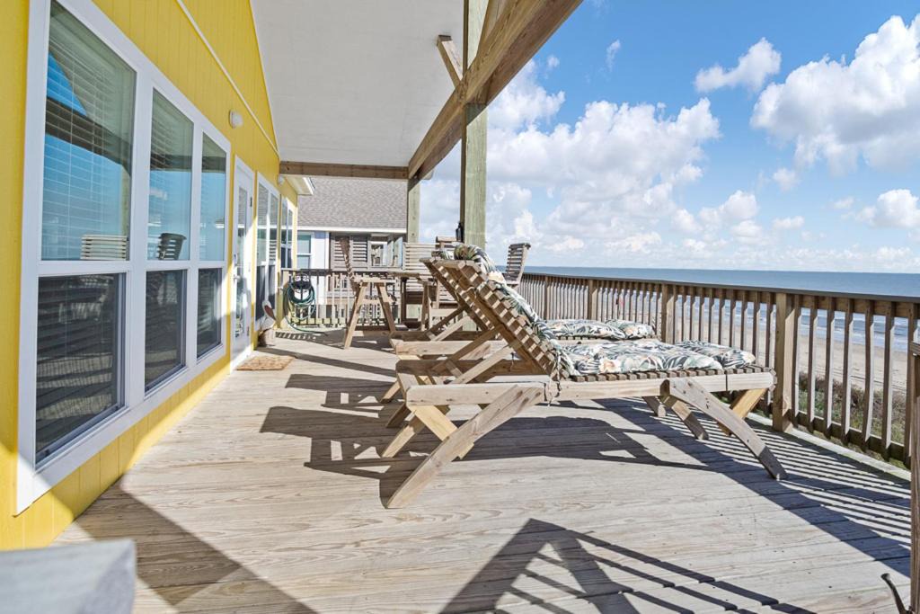 Photo of Patio Balcony in Port Bolivar