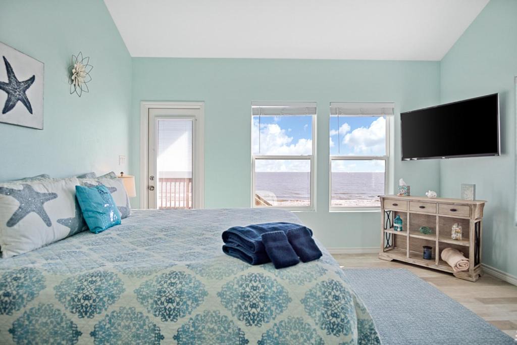 Photo of Bedroom in Port Bolivar