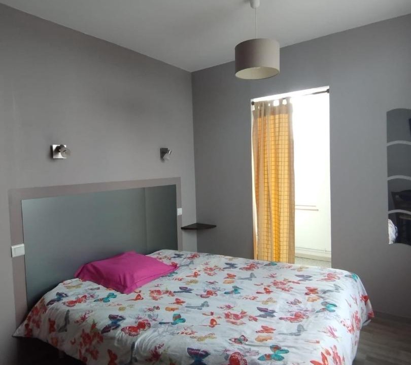 Photo of Bedroom in Ambenay