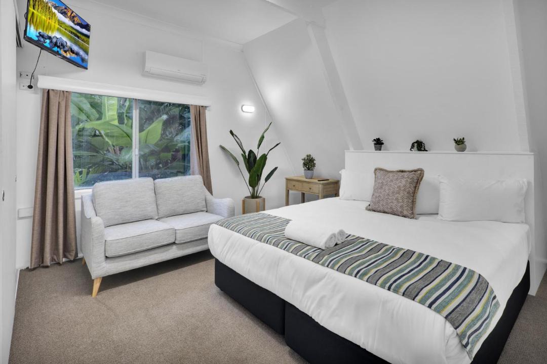 Photo of Bedroom in One Mile