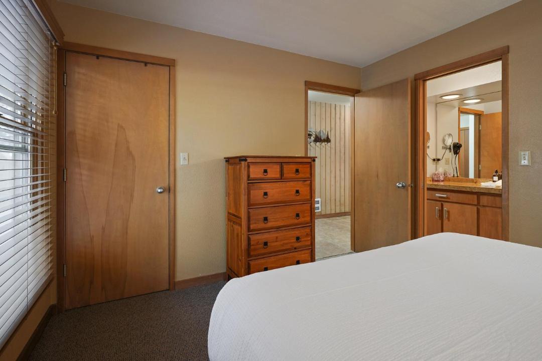 Photo of Bedroom in Century West