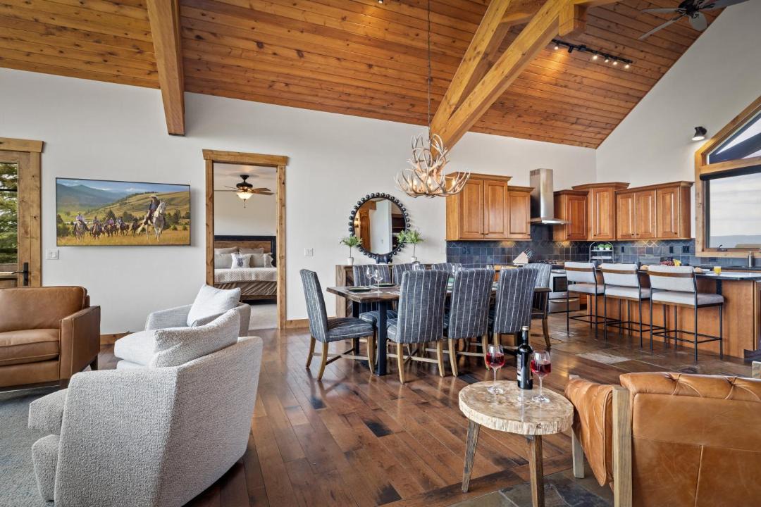 Photo of Others in Clawson