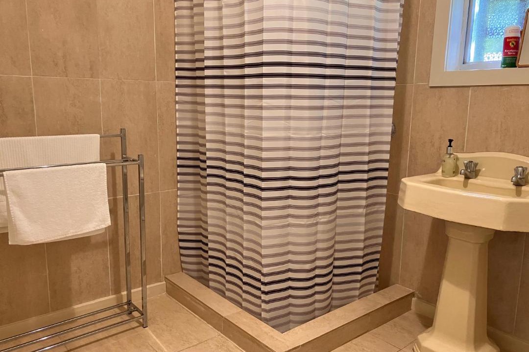 Photo of Bathroom in Koroit