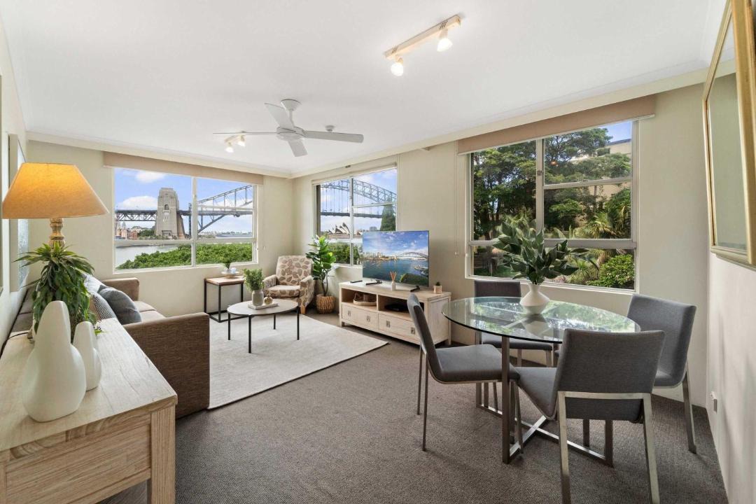 Photo of Others in McMahons Point