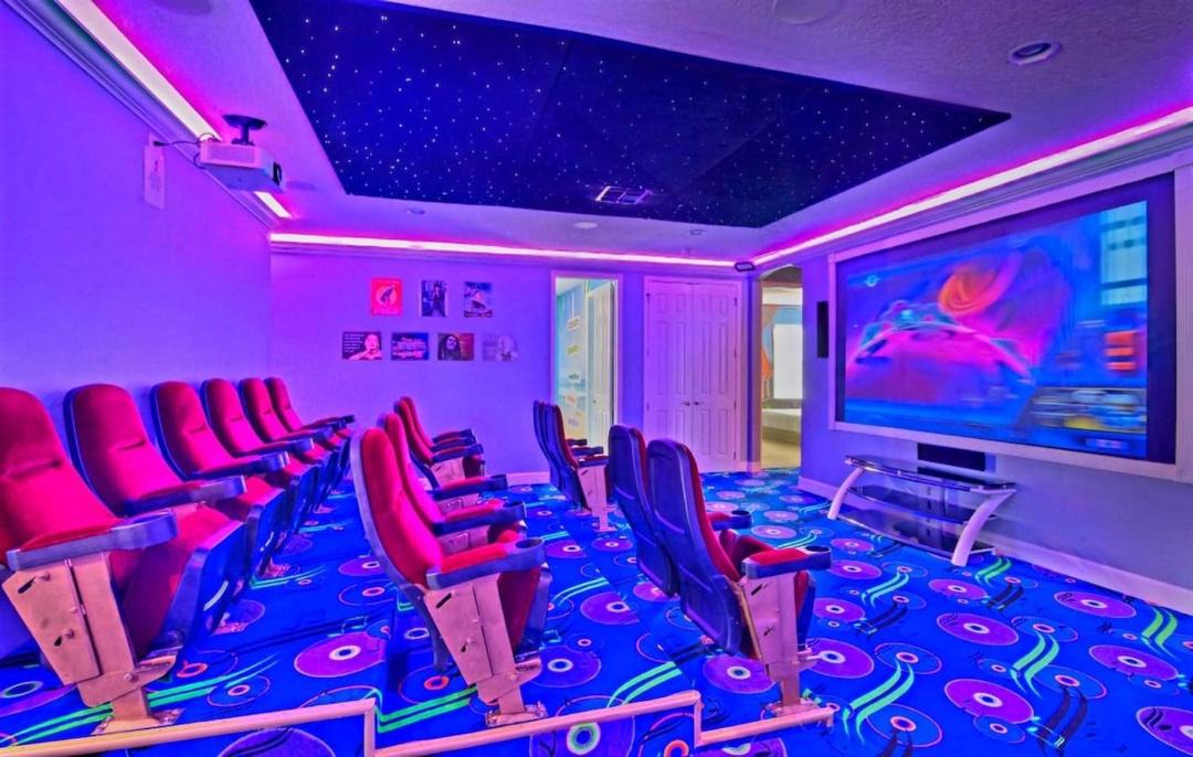 Photo of Livingroom in Loughman