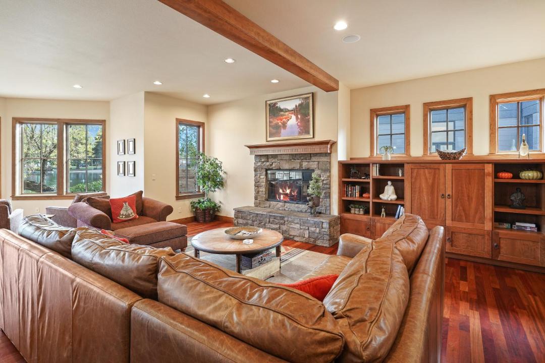 Photo of Others in River West