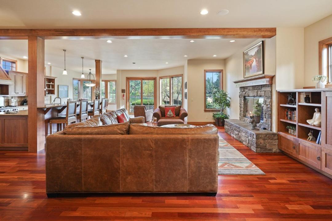 Photo of Others in River West