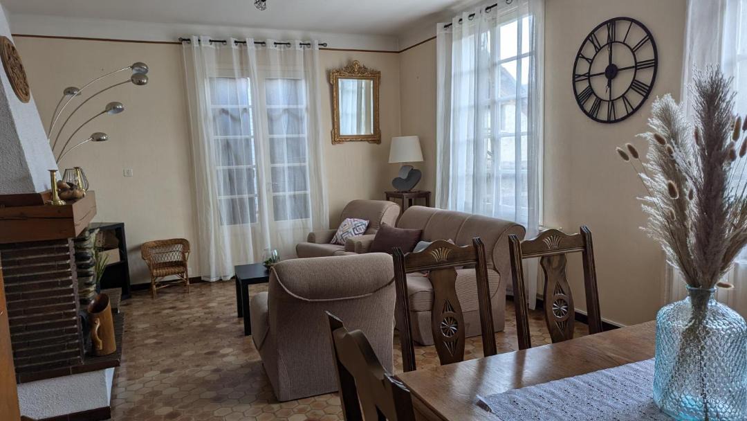 Photo of Others in Audressein