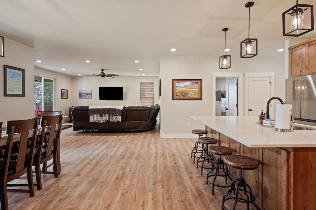 Photo of Kitchen in Oregon Water Wonderland