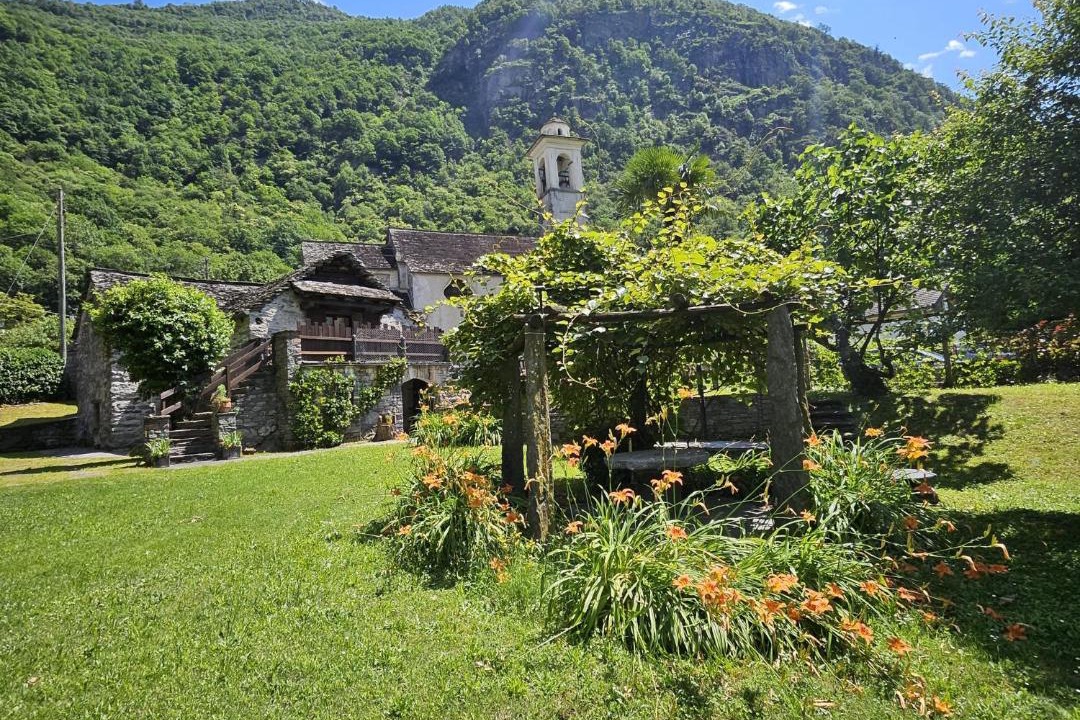 Photo of Others in Coglio
