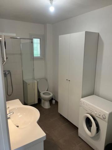 Photo of Bathroom in Ollioules