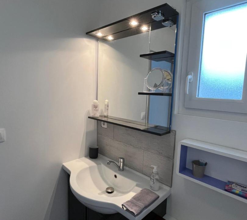 Photo of Bathroom in Savonnieres