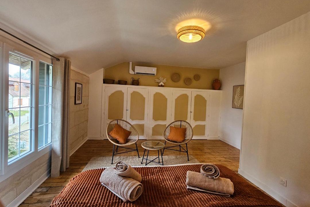 Photo of Others in Seigy