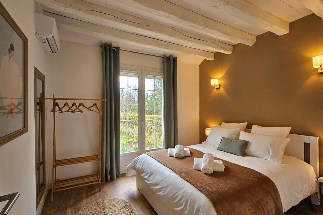 Photo of Bedroom in Seigy