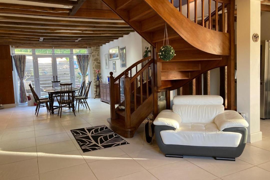 Photo of Others in Naillat