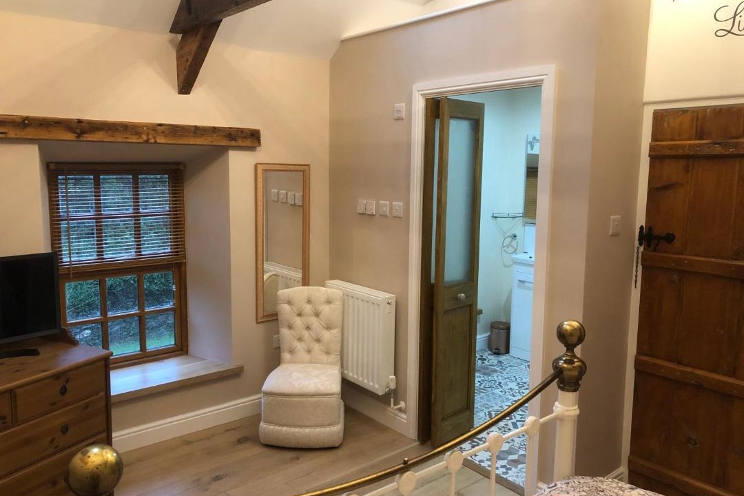 Photo of Others in Newcastle Emlyn