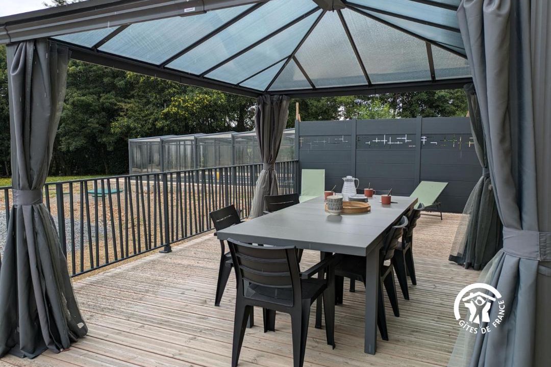 Photo of Patio Balcony in Andouille