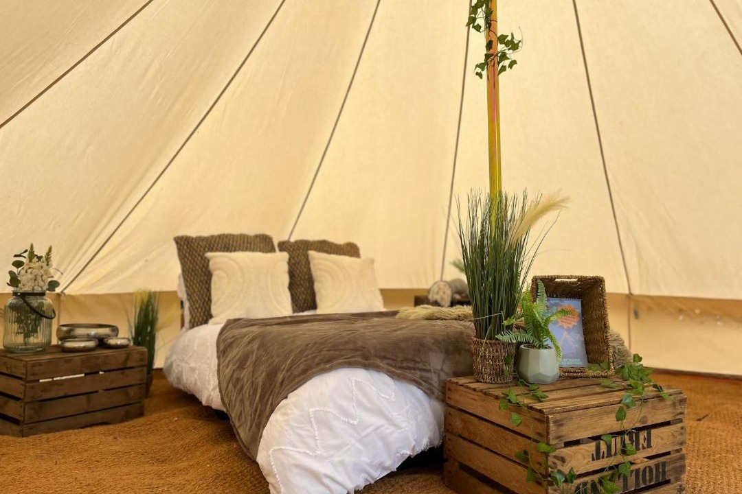 Photo of Others in Hever