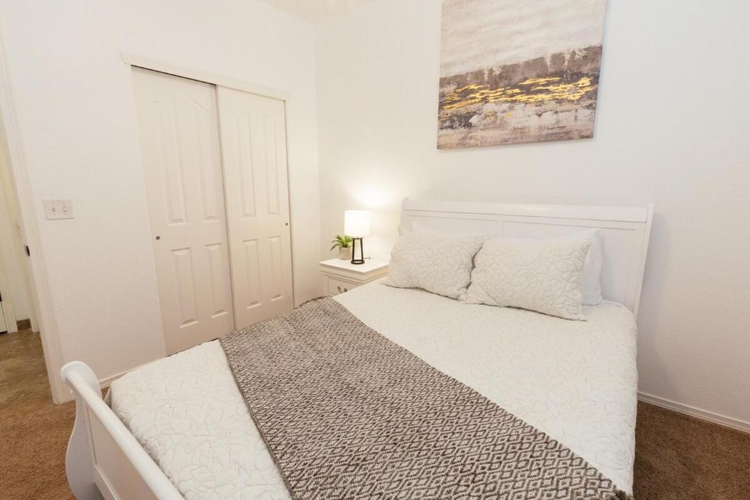 Photo of Bedroom in Biggs Field