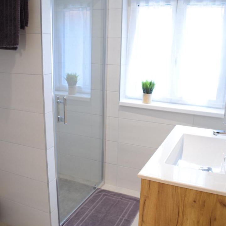 Photo of Others in Rott