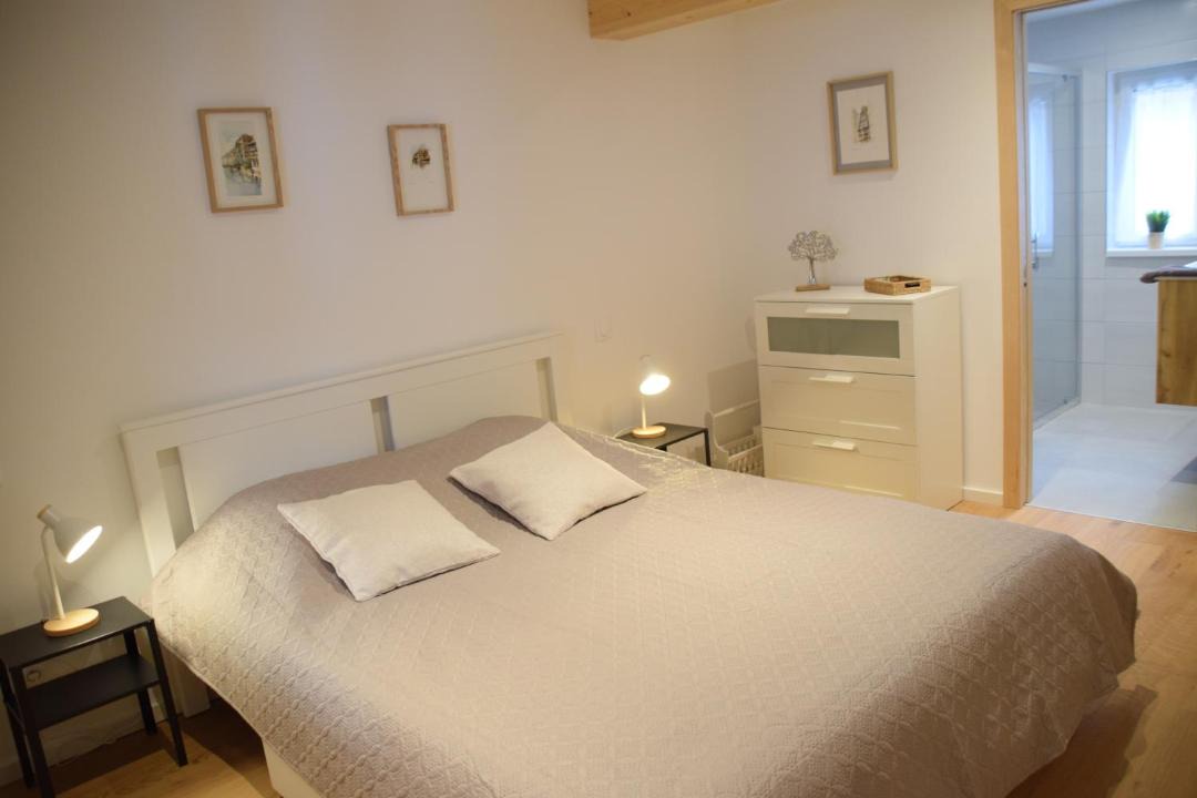 Photo of Others in Rott