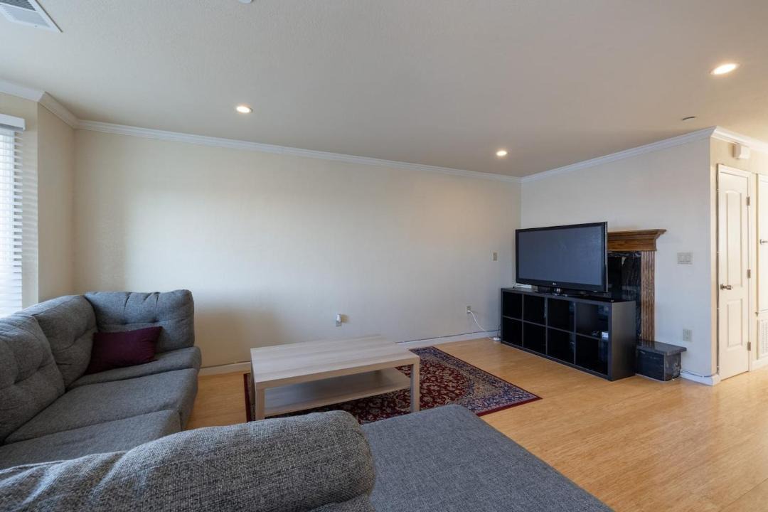 Photo of Others in Daly City