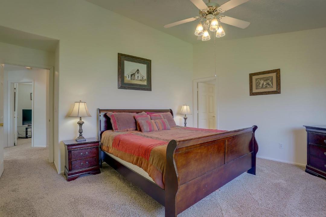 Photo of Bedroom in Mosier