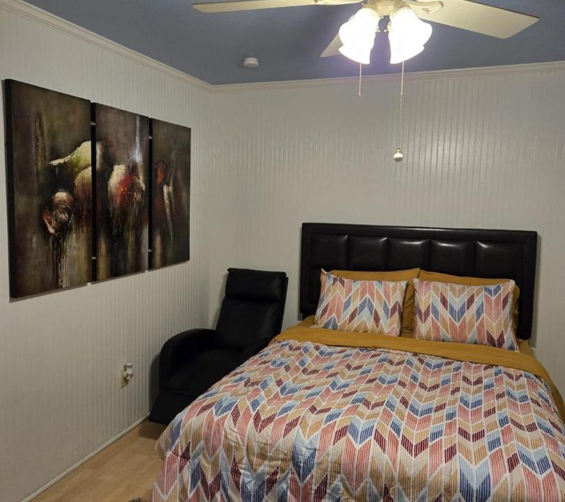 Photo of Bedroom in Clinton