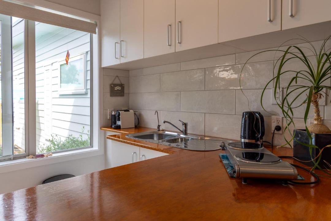 Photo of Kitchen in Cooks Beach