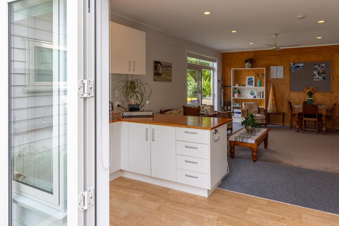 Photo of Others in Cooks Beach