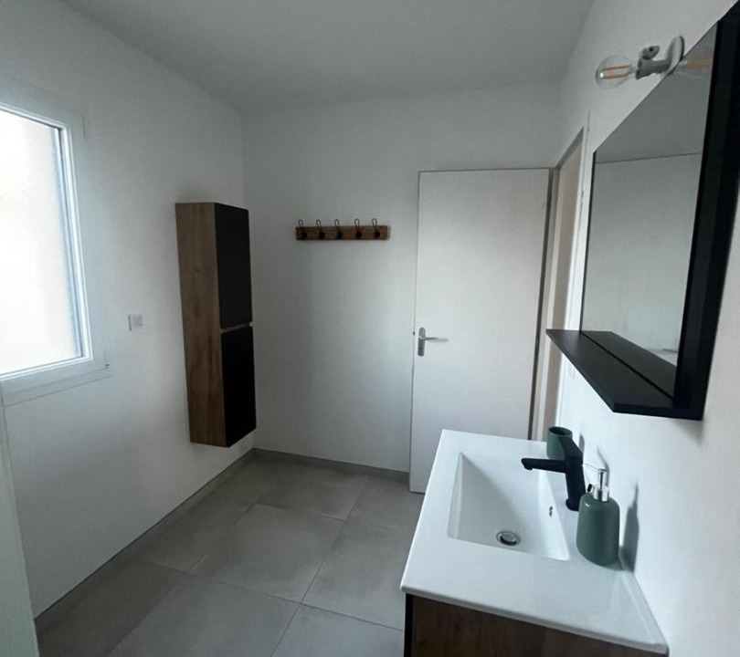 Photo of Bathroom in Barbeville