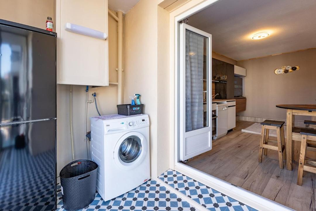 Photo of Others in Moulin a Vent