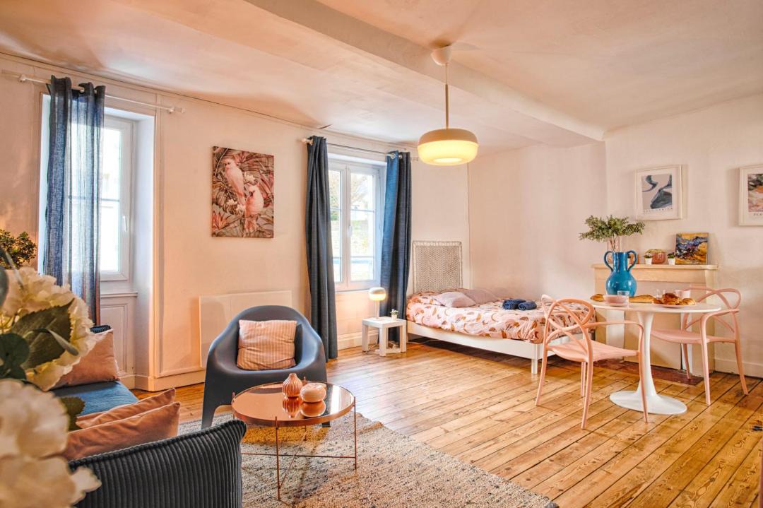 Photo of Others in Haie Vigne